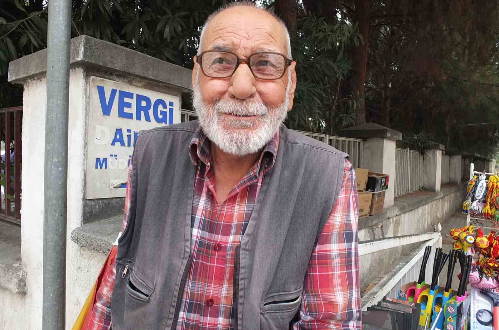 İzmirli Nuri dede Burhaniye de şifa buldu