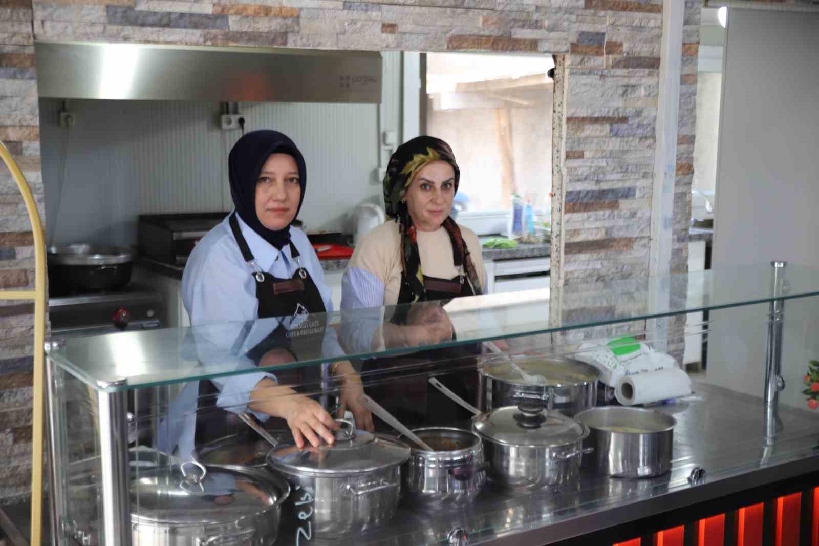 Deprem sonrası aldığı hibeyle iş yeri sahibi oldu: 8 kişiye istihdam sağlıyor