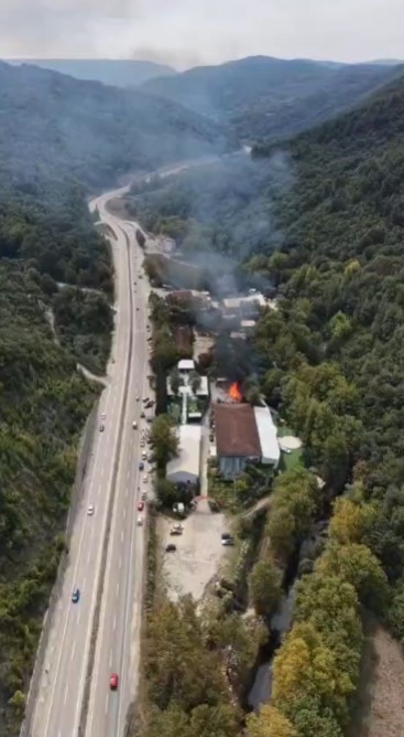 Bursa&rsquo;da d&uuml;ğ&uuml;n platosunda yangın