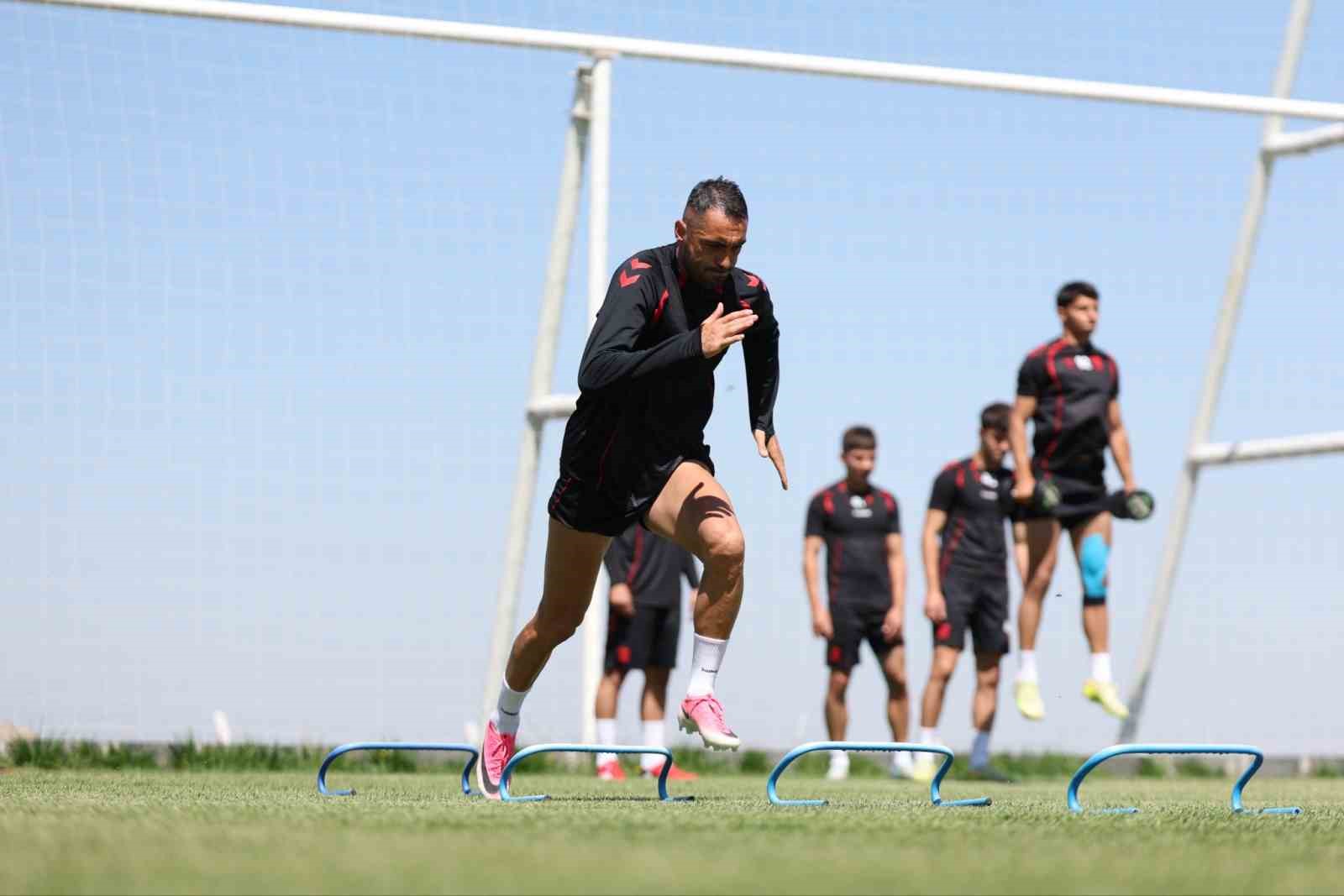 Sivasspor&rsquo;da 2. etap kampı başladı