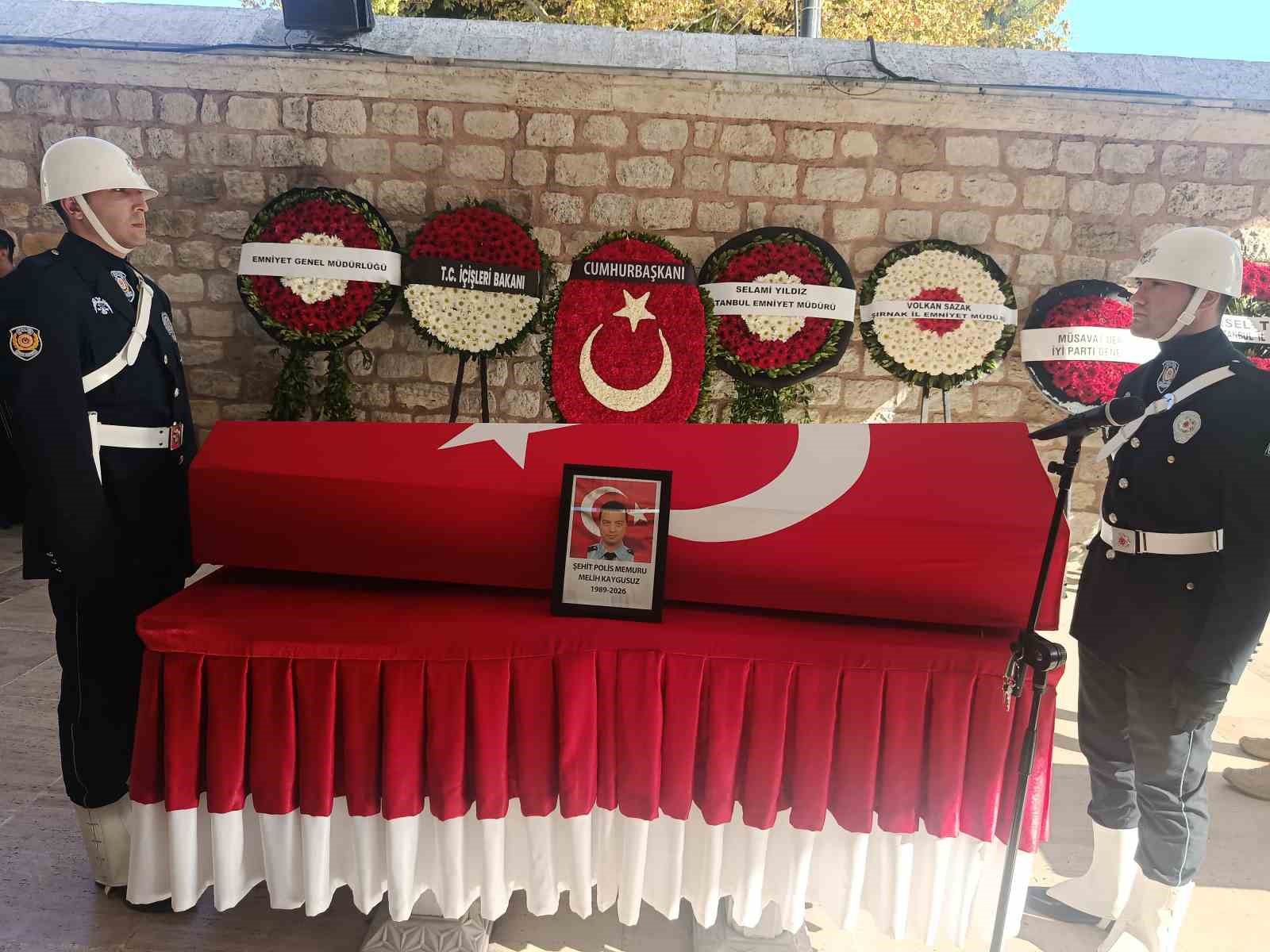 Şehit polis Melih Kaygusuz, son yolcuğuna uğurlandı