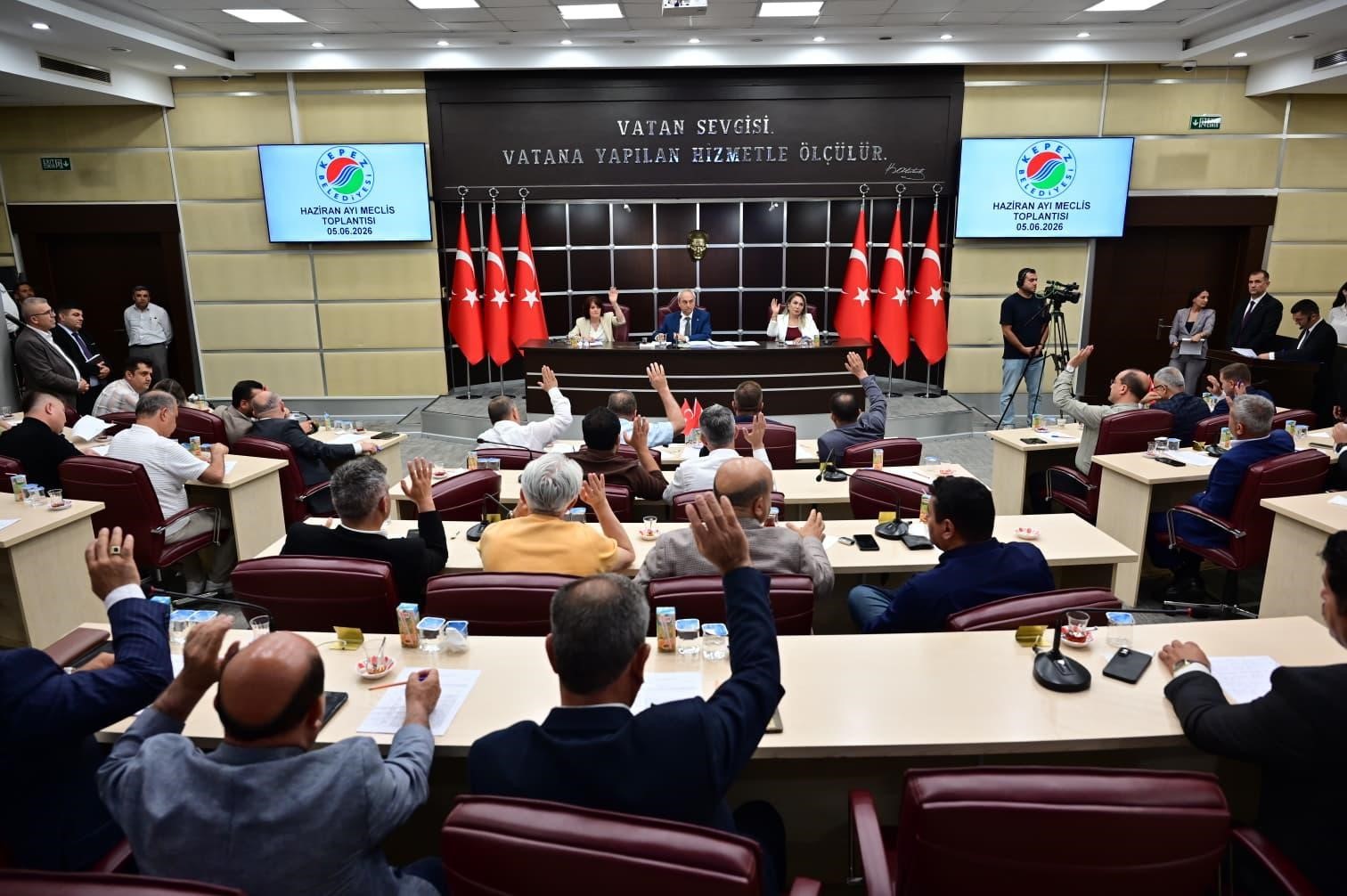 Kepez&rsquo;in geleceğine y&ouml;n verecek projeler meclisten ge&ccedil;ti