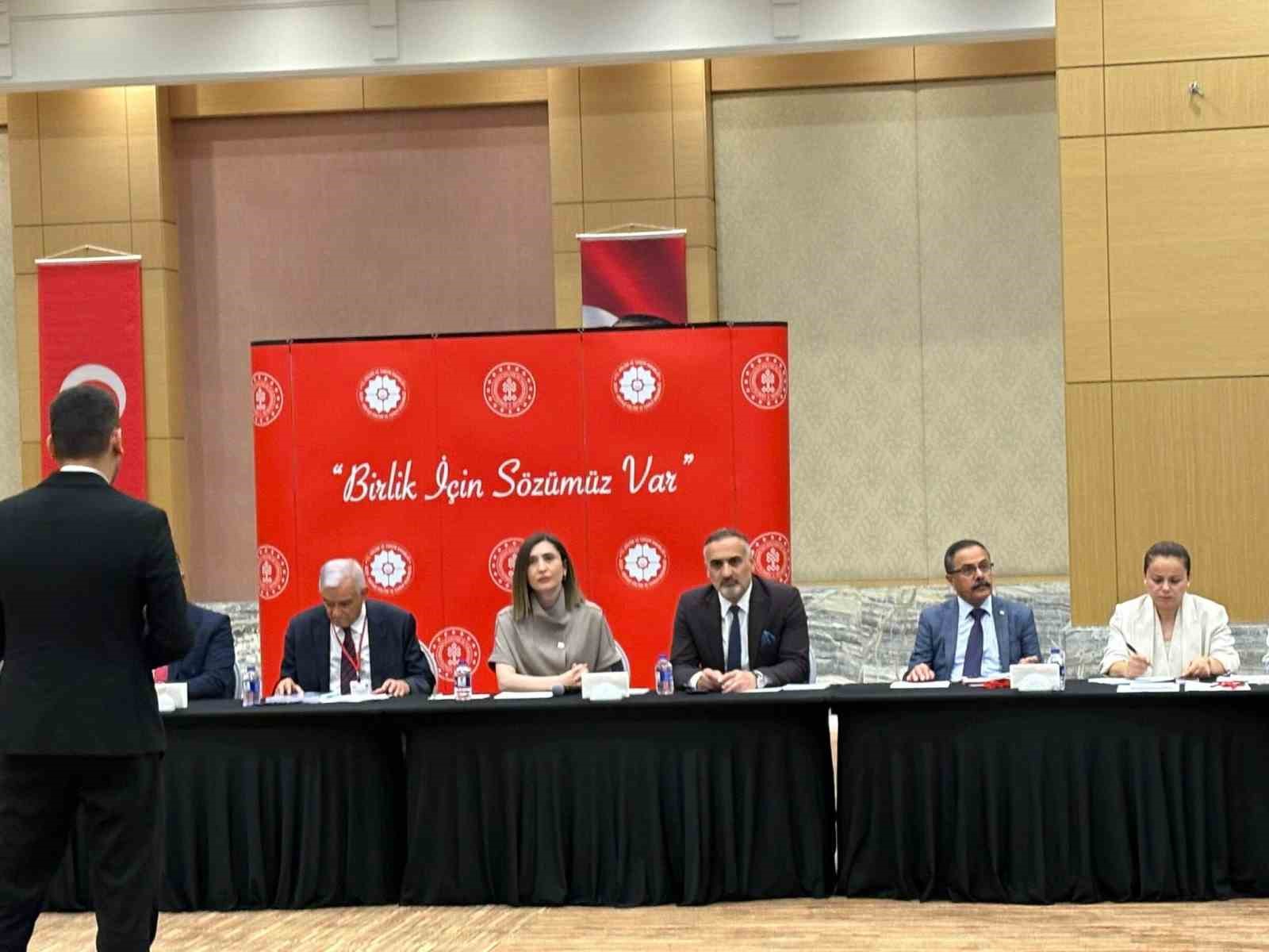 Alevi-Bektaşi Ansiklopedisi &Ccedil;alıştayı&rsquo;nın 3&rsquo;&uuml;nc&uuml;s&uuml; ger&ccedil;ekleştirildi