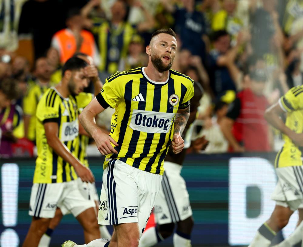 Trendyol Süper Lig: Fenerbahçe: 1 - Beşiktaş: 2 (Maç sonucu)