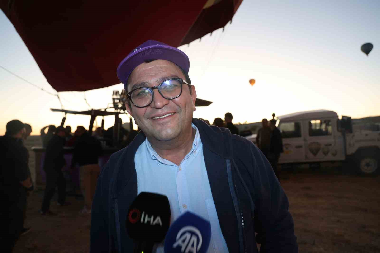 Kapadokya&rsquo;da balonlar rahim ağzı kanserine karşı farkındalık i&ccedil;in havalandı