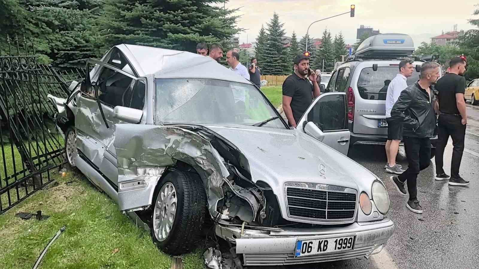 Erzurum&rsquo;da Ağustos ayında 213 &ouml;l&uuml;ml&uuml;-yaralanmalı trafik kazası