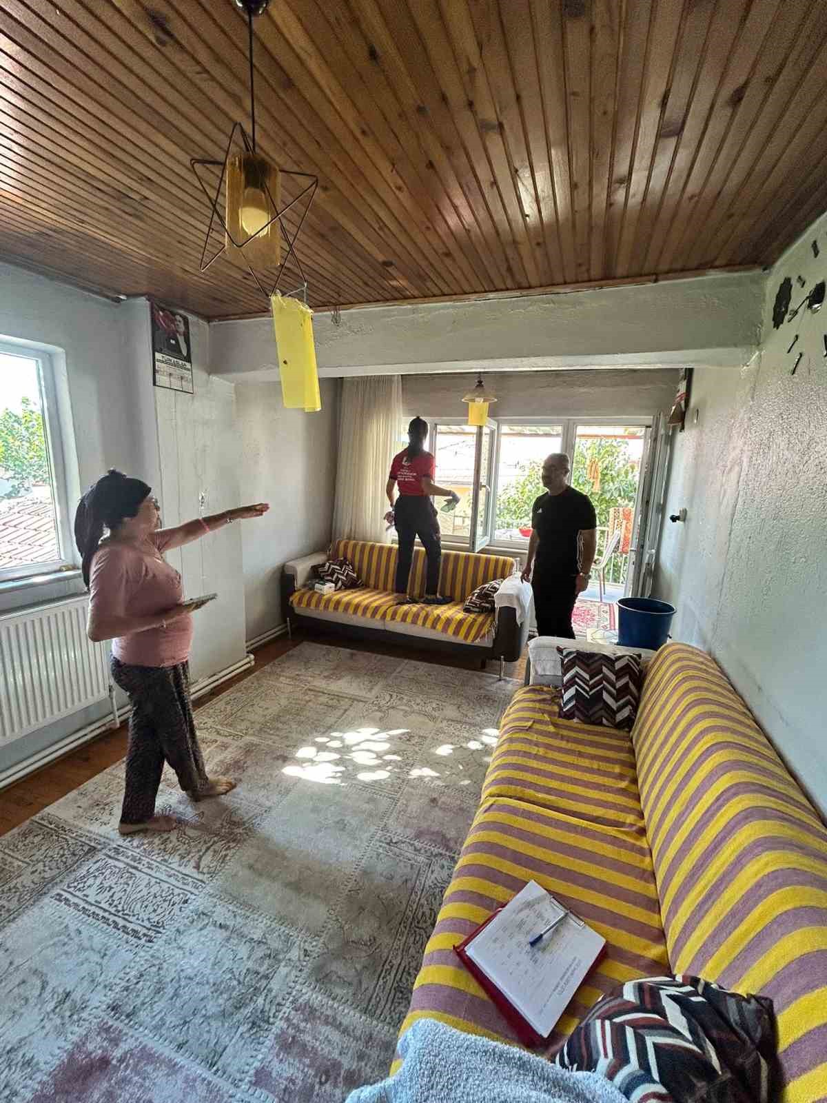 Denizli B&uuml;y&uuml;kşehir evde bakım ve sağlık hizmetiyle y&uuml;zleri g&uuml;ld&uuml;r&uuml;yor