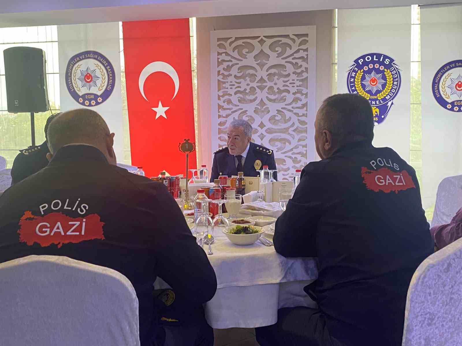 Gaziler G&uuml;n&uuml;&rsquo;nde Emniyet&rsquo;ten anlamlı program