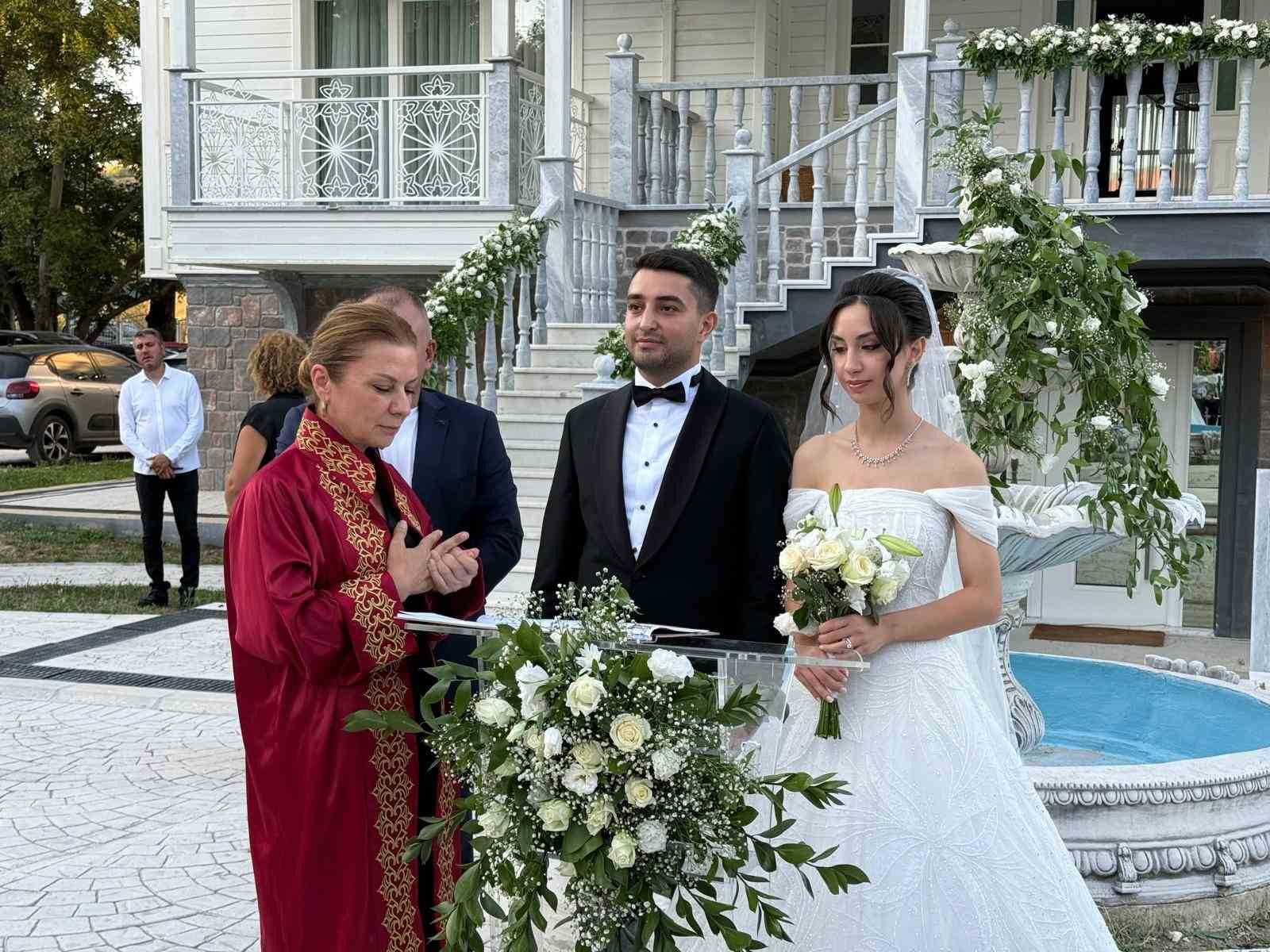 İş, siyaset ve cemiyet dünyası bu düğünde buluştu