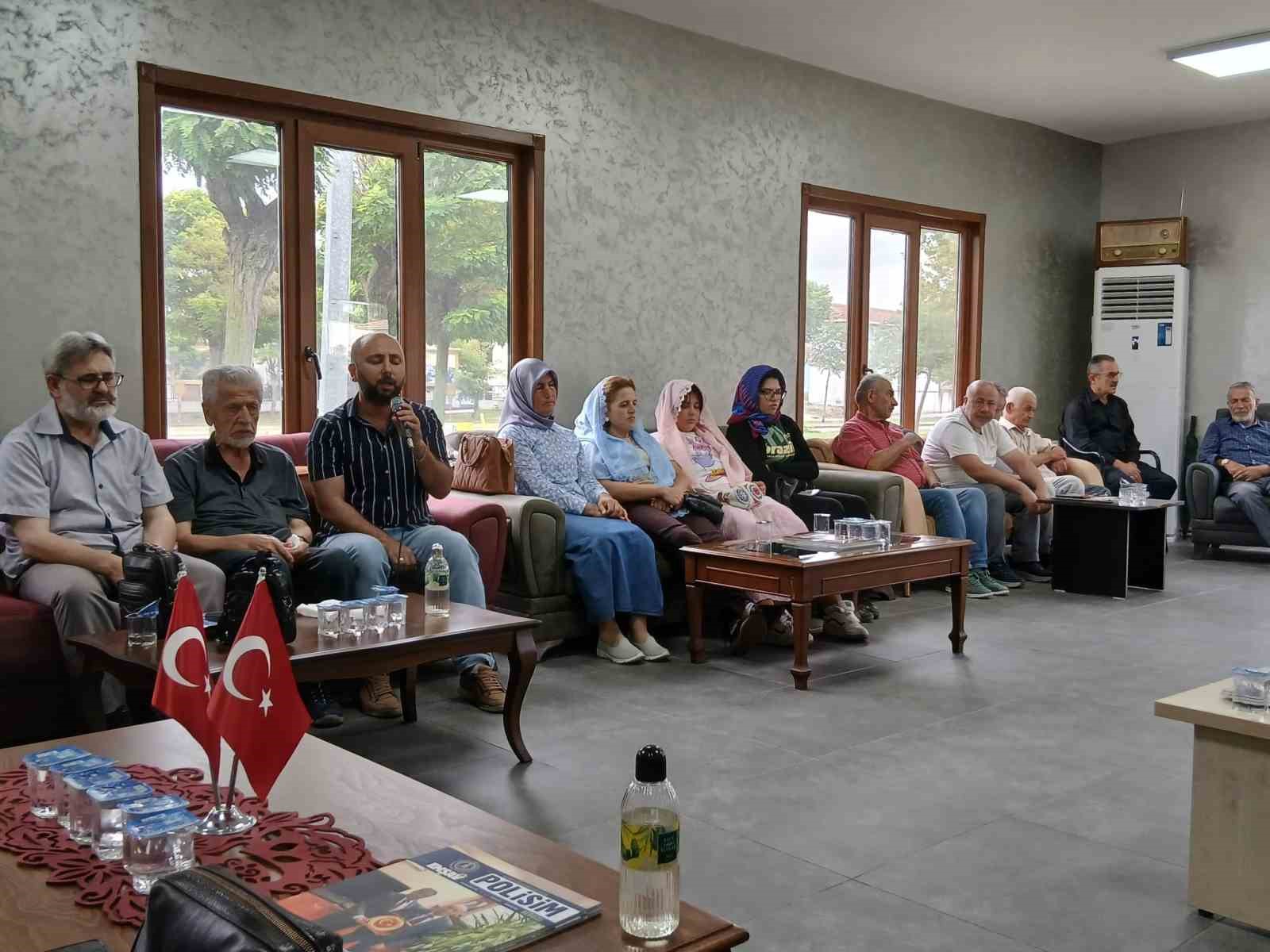 EMŞAV&rsquo;dan şehitler i&ccedil;in 272&rsquo;nci anma programı