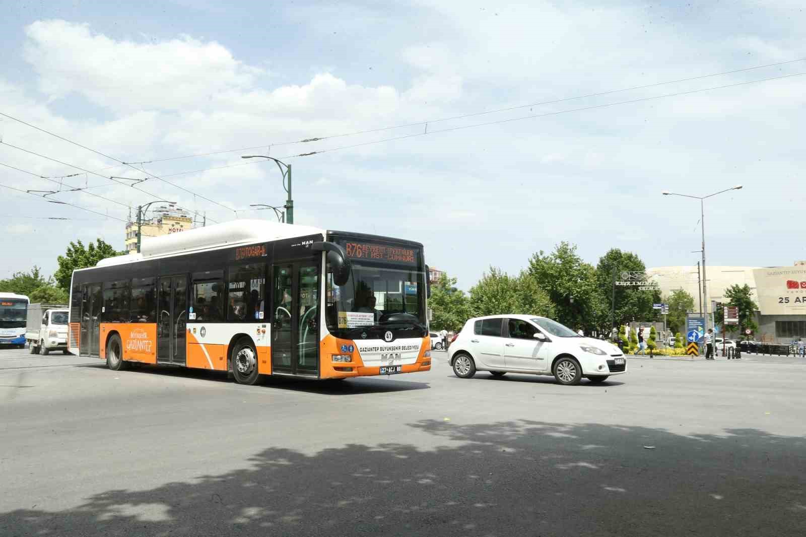 Büyükşehir’den eğitimin ilk gününde ücretsiz ulaşım