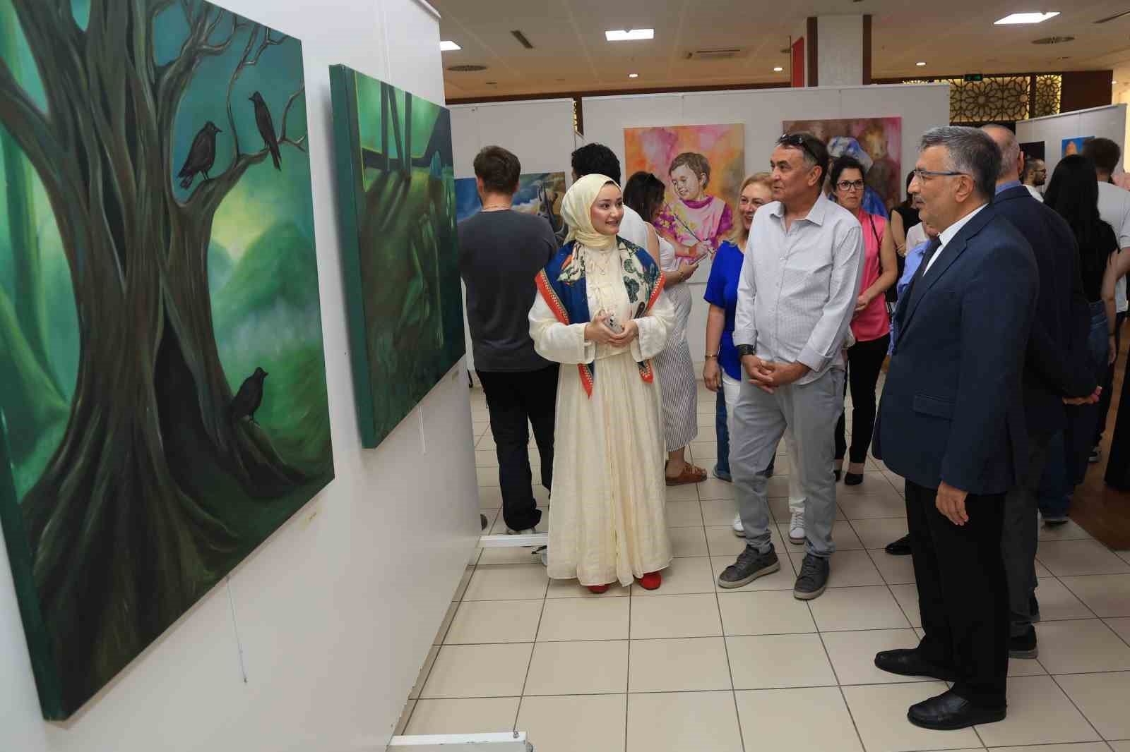 Geleceğin sanat&ccedil;ıları mezuniyet sergisinde buluştu