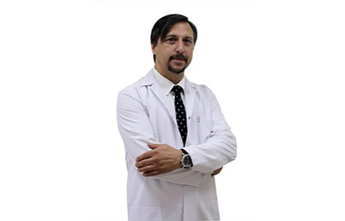 Düzce’de sevilen doktorun cenaze namazını kuzeni kıldırdı