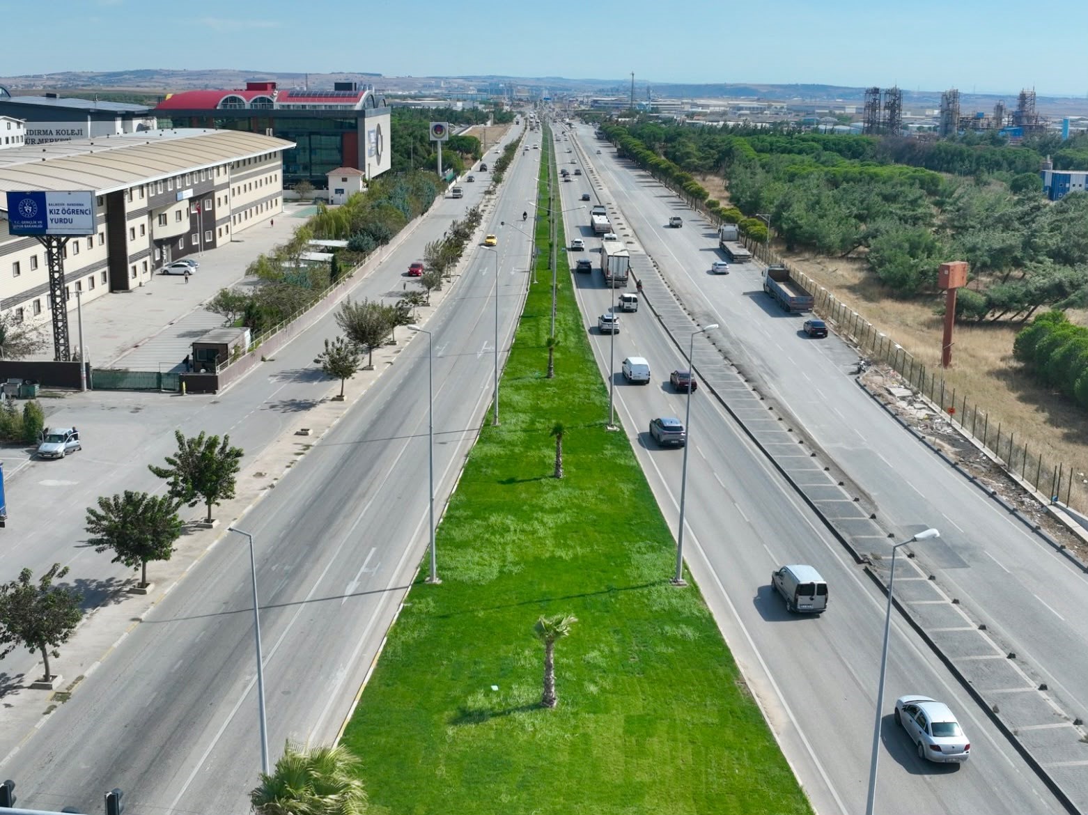 Bandırma&rsquo;nın girişi B&uuml;y&uuml;kşehir&rsquo;le yenilendi