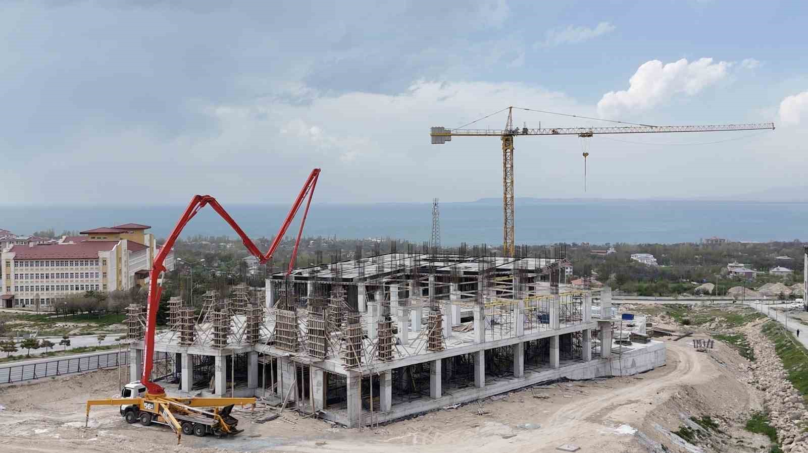 Van&rsquo;da ağız ve diş sağlığı yatırımları g&uuml;&ccedil;lenerek devam ediyor