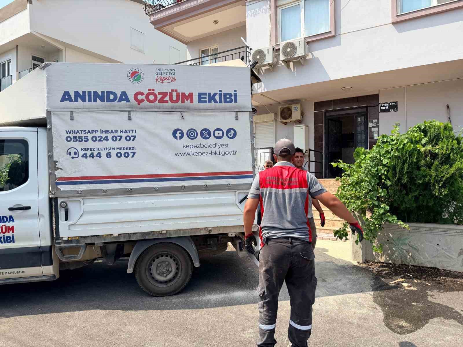 Kepez&rsquo;in "Anında &ccedil;&ouml;z&uuml;m ekibi" bug&uuml;ne kadar 5 bin sorunu &ccedil;&ouml;zd&uuml;