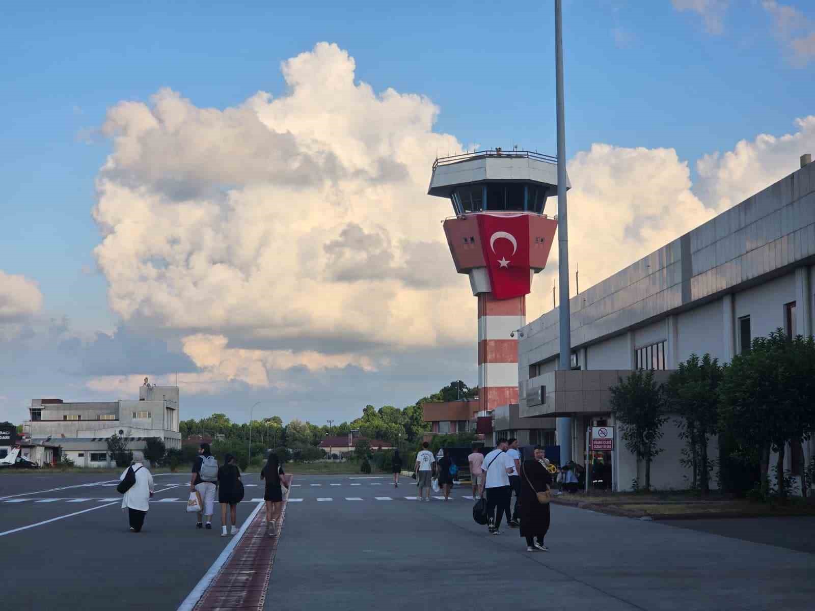 Samsun&rsquo;da 7 ayda yaklaşık 1 milyon yolcuya havayolu hizmeti verildi