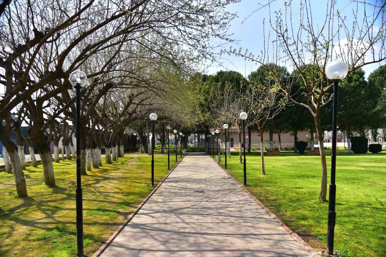 Başkan Kaya: "K&uuml;lt&uuml;r Park&rsquo;ın tapusu artık İncirliova halkının"