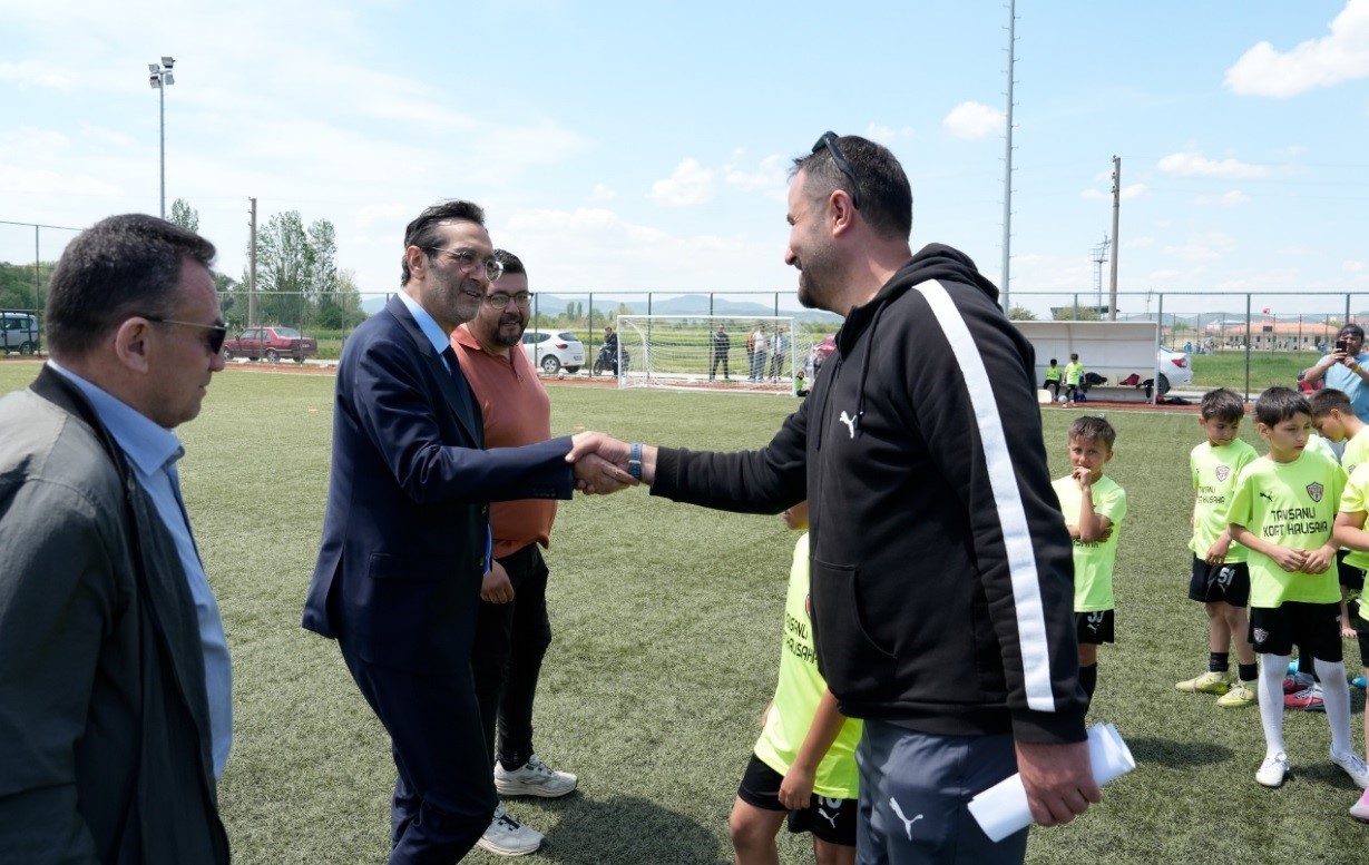 Tavşanlı&rsquo;da 19 Mayıs futbol turnuvası ger&ccedil;ekleşti