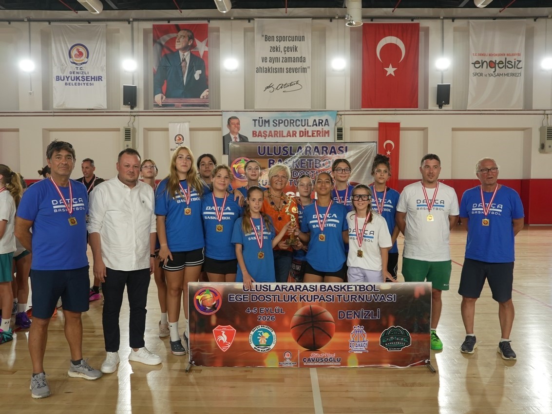 Denizli B&uuml;y&uuml;kşehir ev sahipliğinde Ege&rsquo;nin iki yakası buluştu