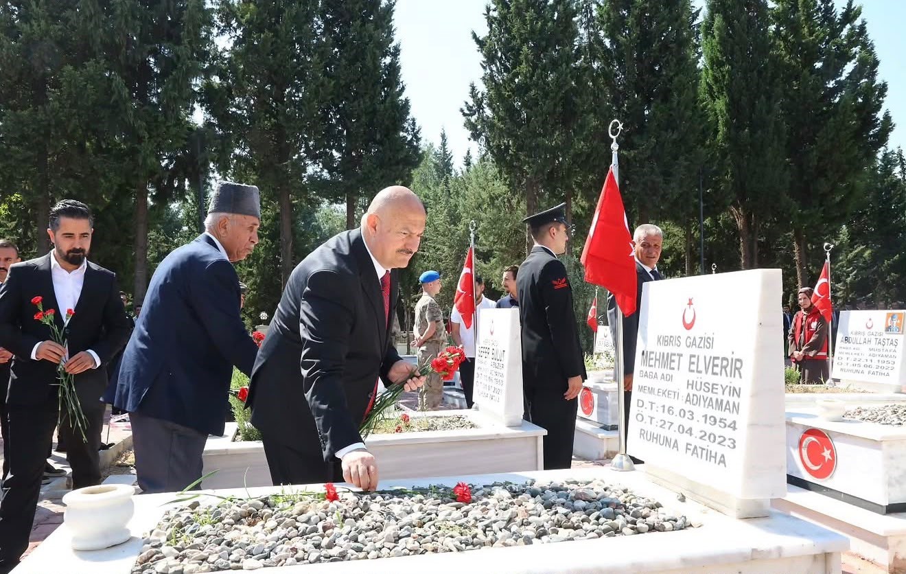 Adıyaman&rsquo;da 19 Eyl&uuml;l Gaziler G&uuml;n&uuml;&rsquo;nde şehitler anıldı