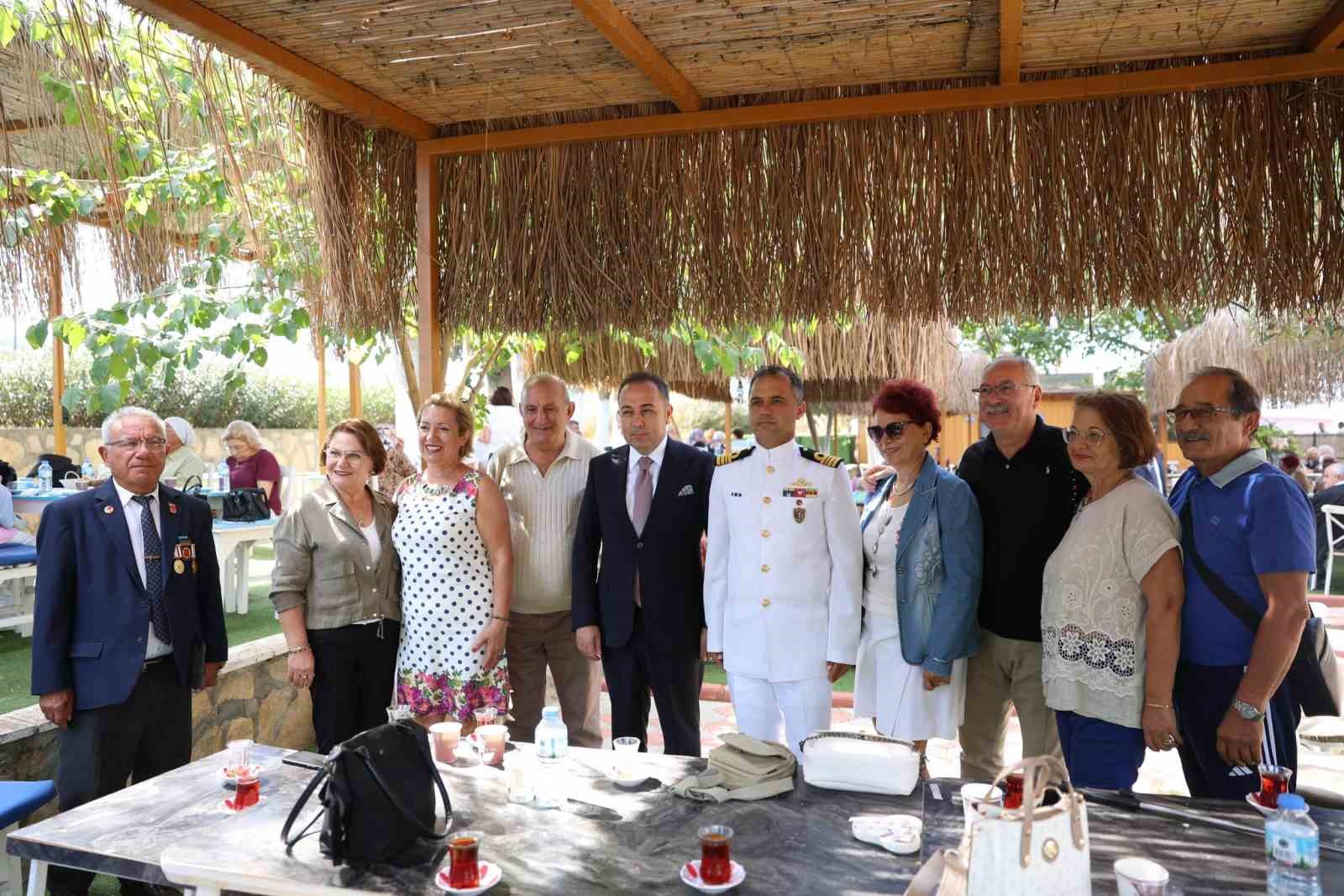 Başkan Gen&ccedil;ay: "Gazilerimizin fedakarlığını unutmamız m&uuml;mk&uuml;n değil"