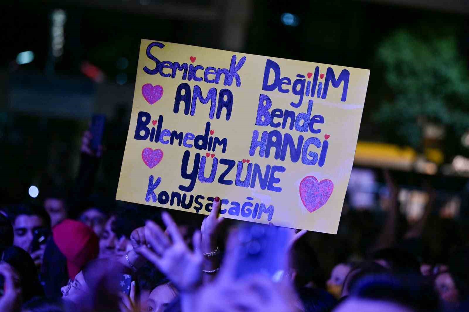 Manisa&rsquo;nın kurtuluşunun 104. yılı Semicenk konseriyle kutlandı