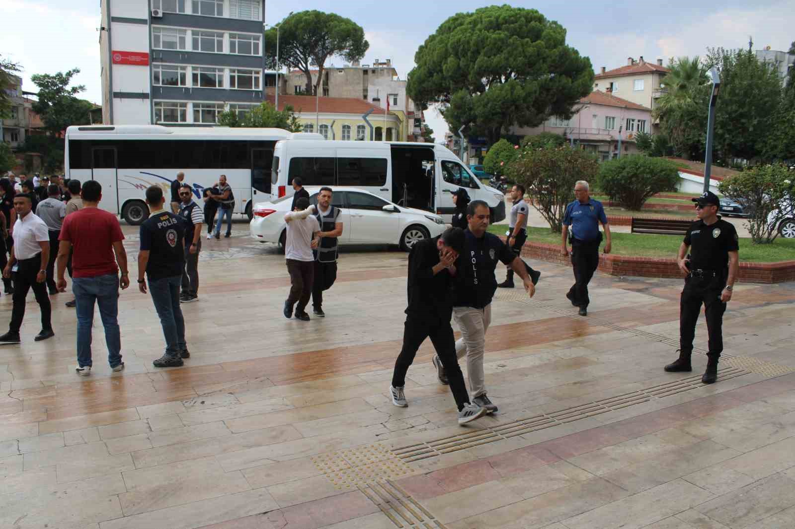 Aydın merkezli 7 ilde yasa dışı bahis operasyonu: 31 şüpheli adliyeye sevk edildi