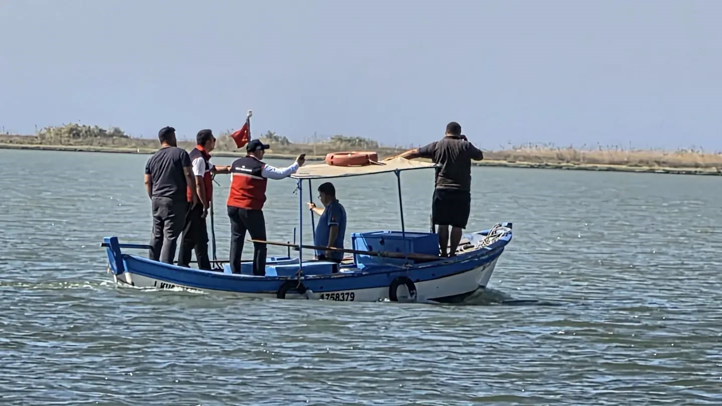 Karina Dalyanı’nda su ürünleri denetimi yapıldı