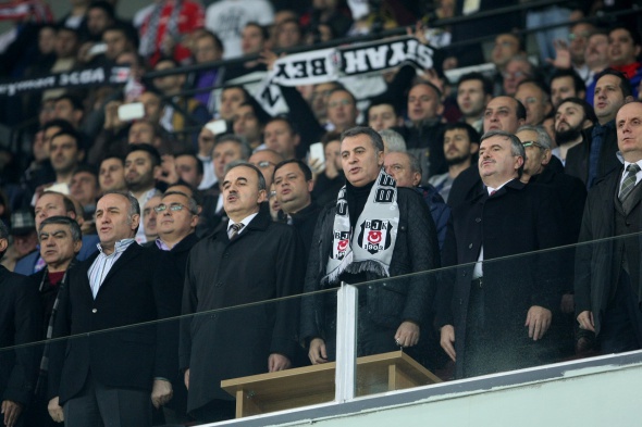 Beşiktaş, Trabzonspor'u 3-0 mağlup etti