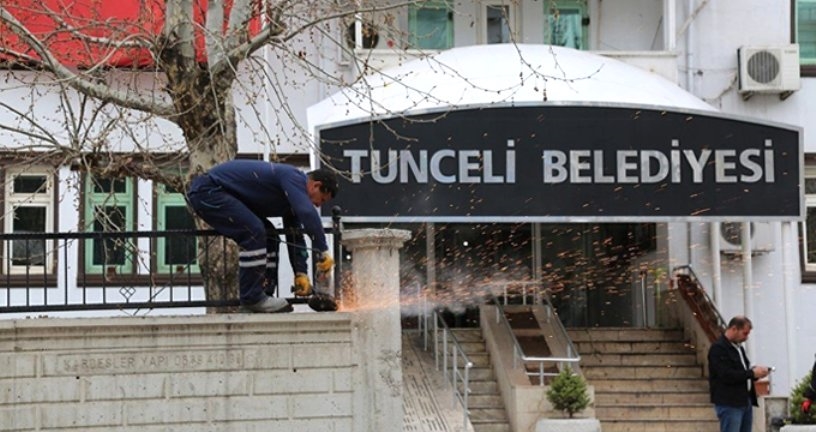 Belediye Meclisi, Tunceli Belediyesinin Tabelasını Dersim Olarak Değiştirme Kararı Aldı