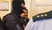 Terör Örgütü PYD'nin Eski Elebaşı Salih Müslim, Prag'da Mahkemeye Böyle Getirildi