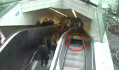 Metro İstasyonunun Yürüyen Merdiveni Çökmüştü! Korkunç Kazanın Görüntüleri Ortaya Çıktı