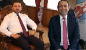 AK Partili Başkanın İstemediği Sanatçıları CHP'li Başkan Davet Etti