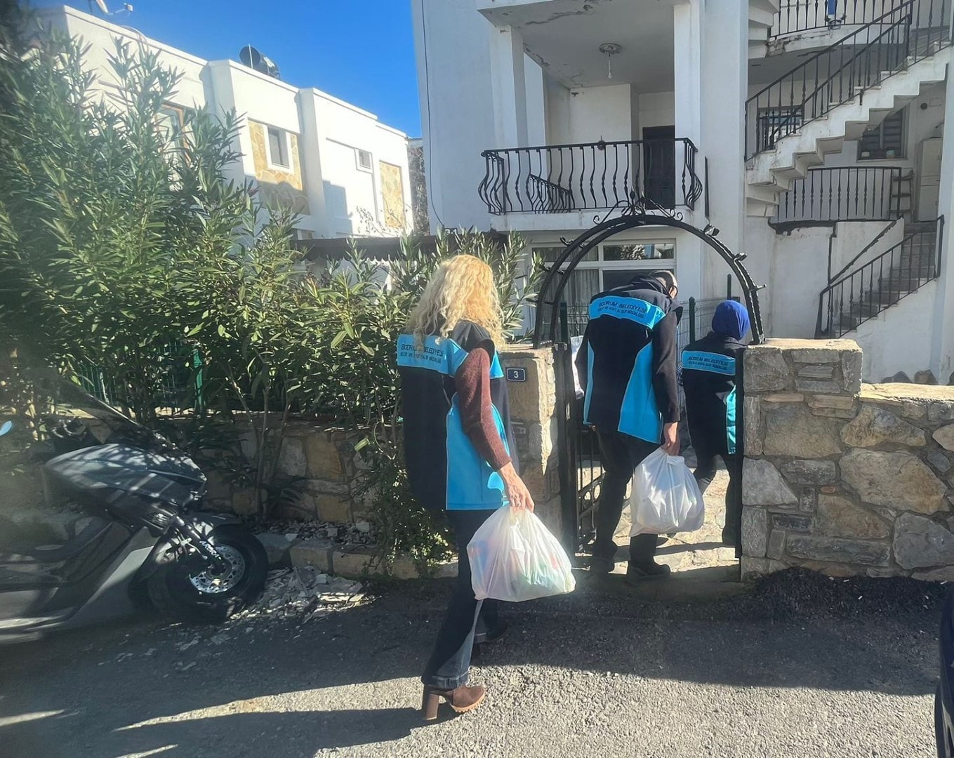 Bodrum Belediyesi&rsquo;nden &ccedil;ocuklara oyuncak
