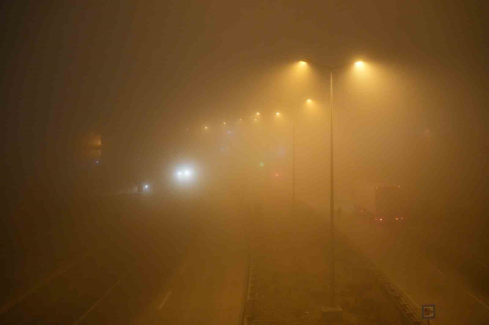 G&uuml;neşin sis denizi &uuml;zerindeki parıltısı: Havadan &ccedil;ekilen kartpostallık g&ouml;r&uuml;nt&uuml;ler
