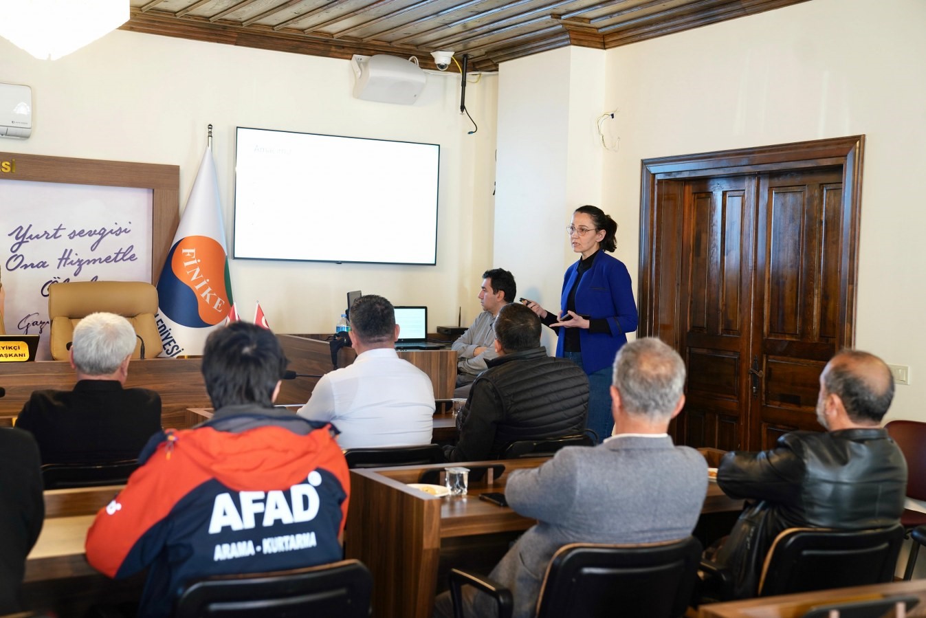 &Uuml;niversite-Kamu-STK iş birliğiyle Finike&rsquo;de afet hazırlığı
