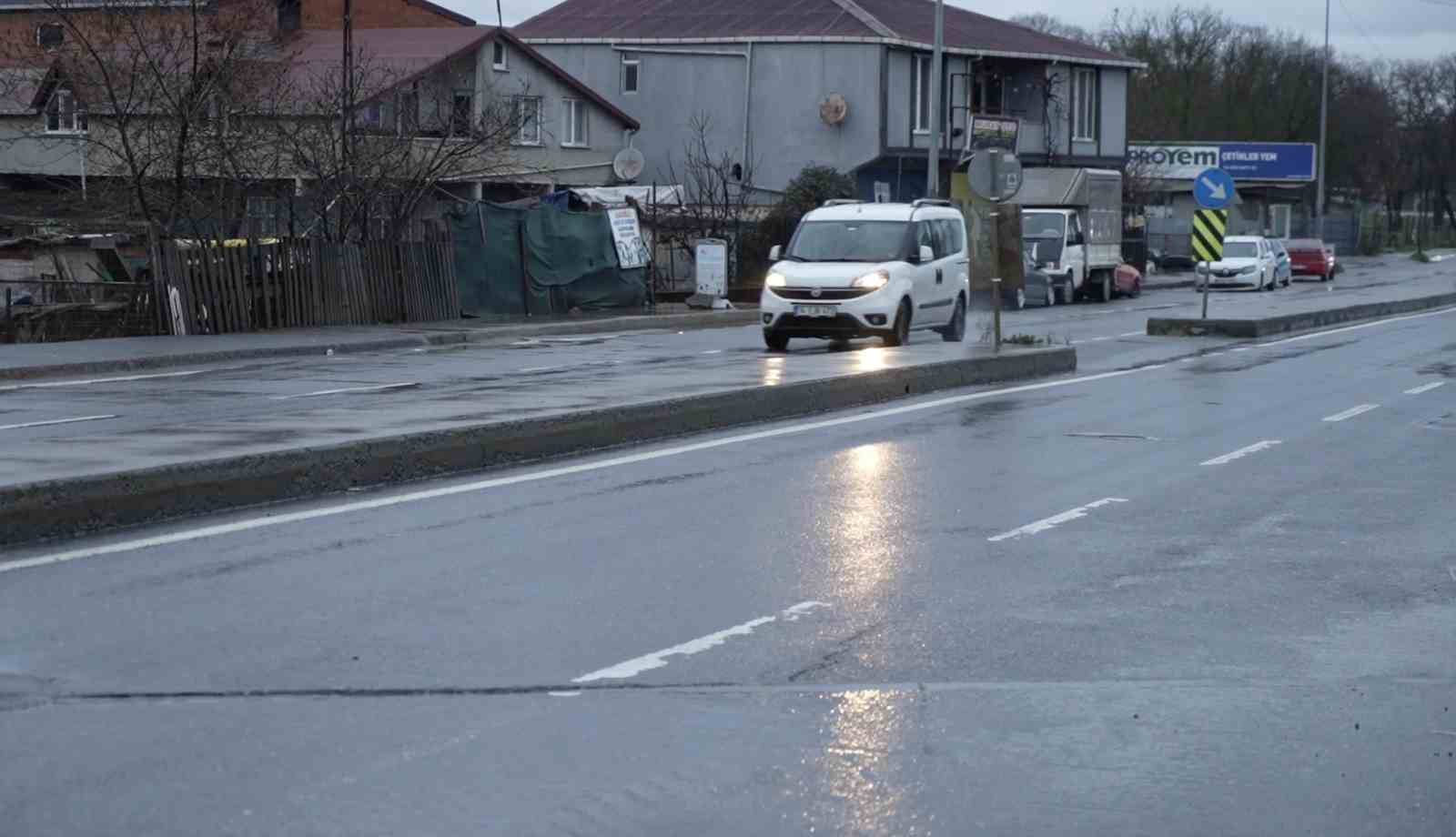 Arnavutköy’de mahalle sakinlerinin süratli araç isyanı