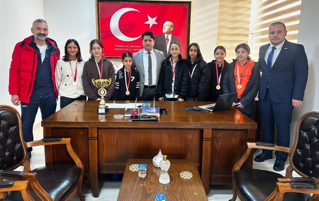 Kros yarışlarında K&ouml;şk, il birincisi oldu
