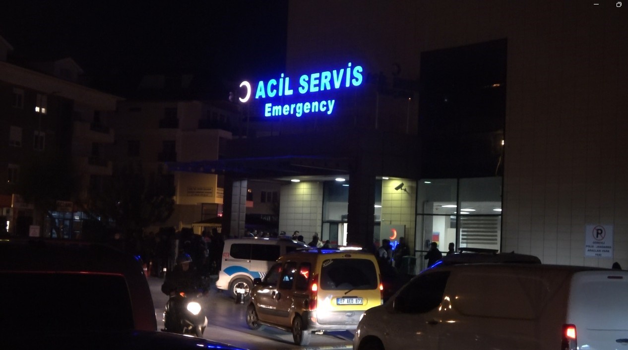 Alanya&rsquo;da alacak verecek meselesi kanlı bitti :1 &ouml;l&uuml;
