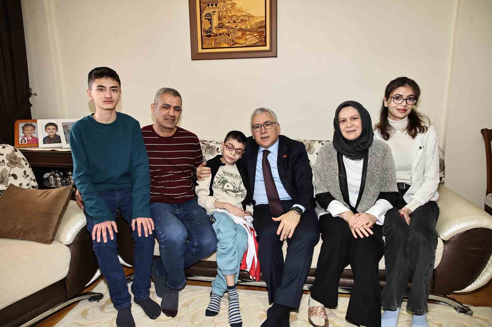 Sivas’ta 108 bin 981 öğrenci karne ve gelişim raporlarını aldı