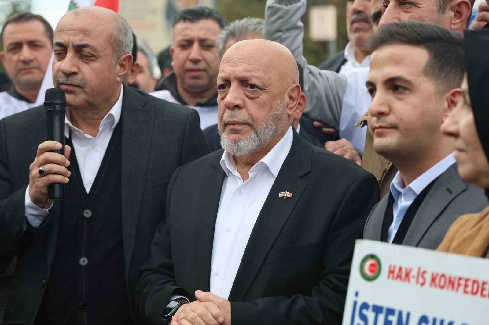 HAK-İŞ Genel Başkanı Arslan, Diyarbakır anneleri ve DEM&rsquo;li belediyelerin işten &ccedil;ıkardığı iş&ccedil;ilerle g&ouml;r&uuml;şt&uuml;
