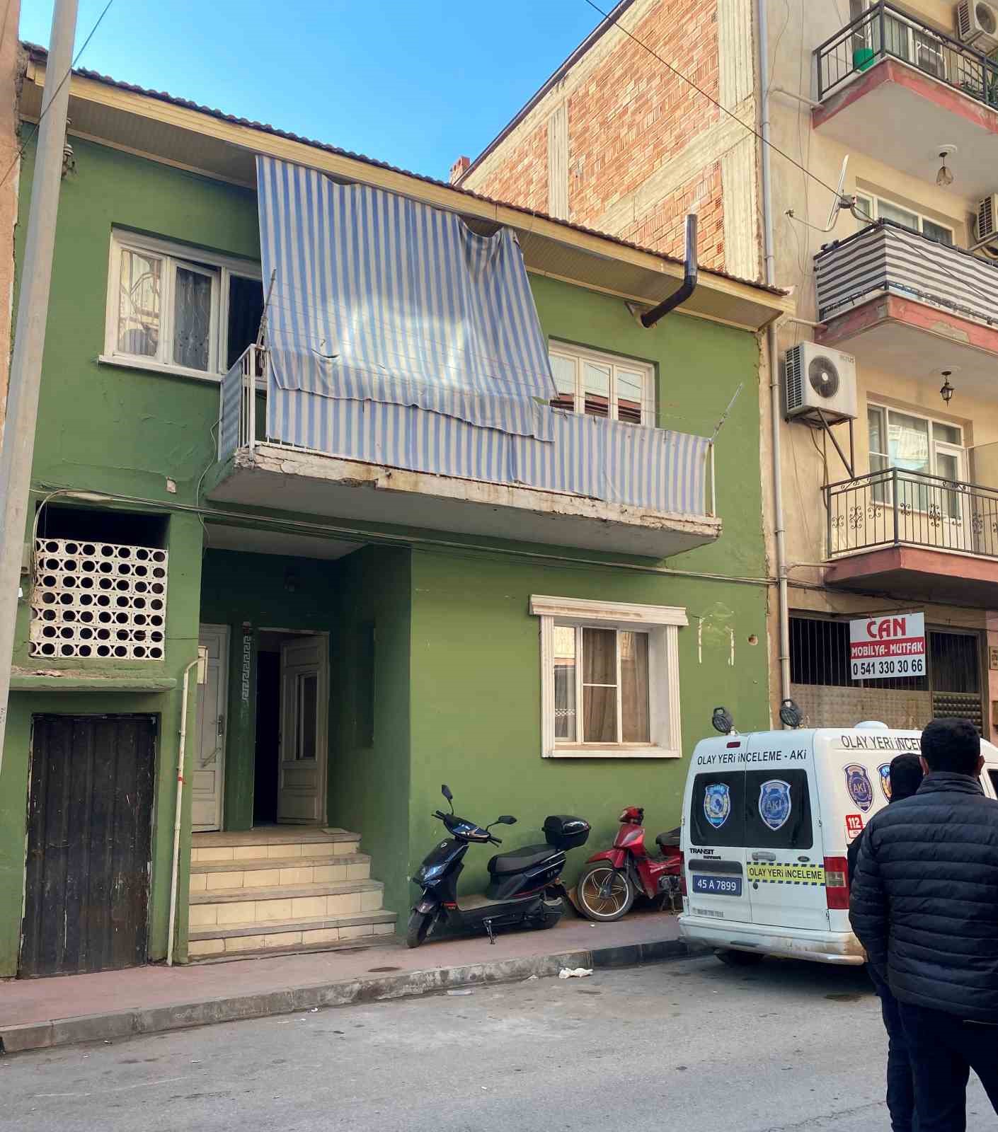 Bir haftadır haber alınamayan adam evinde &ouml;l&uuml; bulundu
