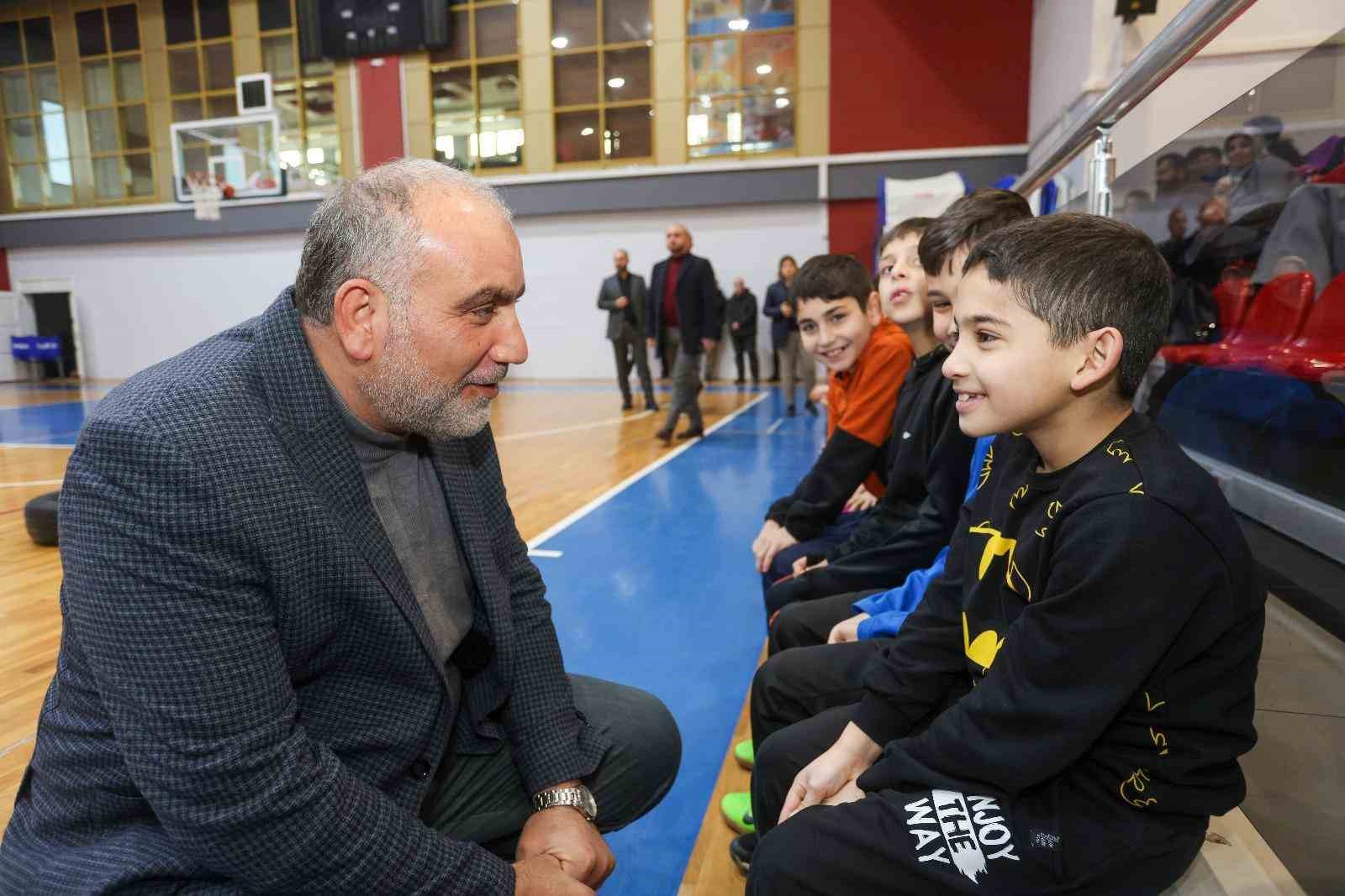 Canikli &ccedil;ocuklar tatil coşkusunu parkurda yaşayacak
