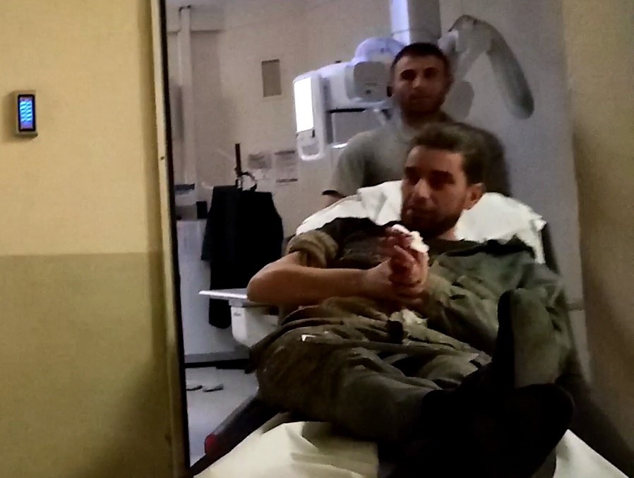 Elini makineye kaptıran iş&ccedil;inin parmağı koptu
