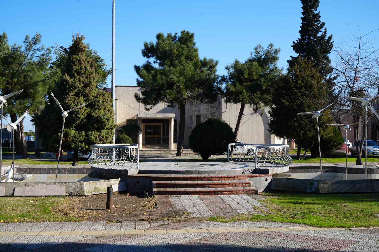 Eski m&uuml;zesi binası, Turist Karşılama ve Tanıtım Ofisi olacak
