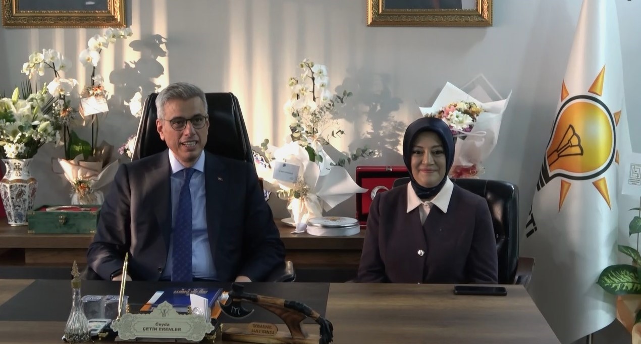 Sağlık Bakanı Memişoğlu&rsquo;ndan AK Parti K&uuml;tahya İl Başkanlığı&rsquo;na ziyaret
