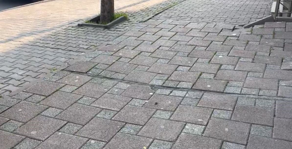 Esenyurt&rsquo;ta 2 yaşındaki &ccedil;ocuk birinci kattaki balkondan aşağıya d&uuml;şt&uuml;
