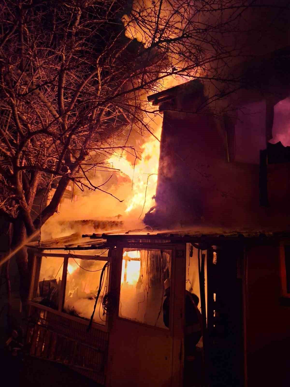 Afyonkarahisar&rsquo;da yangın
