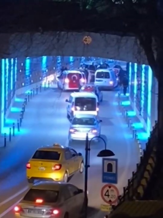 Yedikleri cezalar az geliyor
